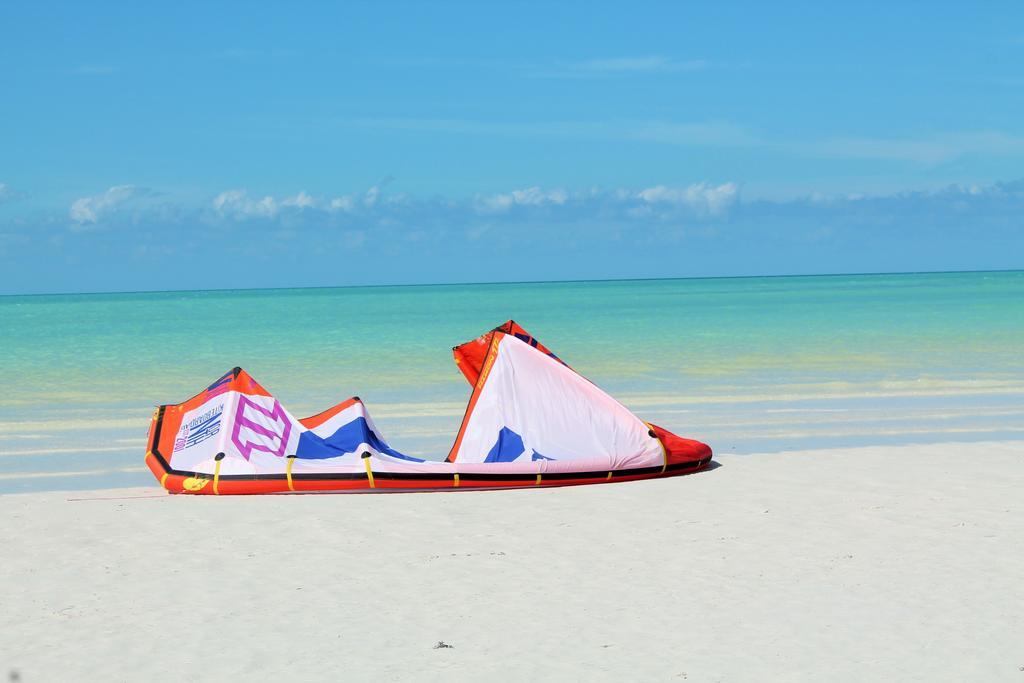 El Corazon Boutique Hotel - Adults Only With Beach Club'S Pass Included Isla Holbox Exterior photo
